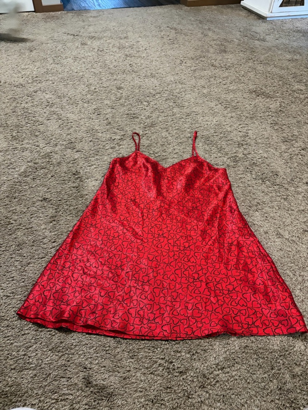 Morgan Taylor Red Satin Heart-Print Camisole